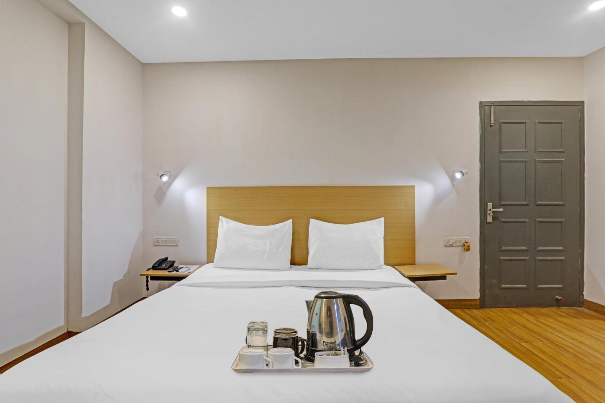 Townhouse The Shubham Hotel Bijnaur Ngoại thất bức ảnh