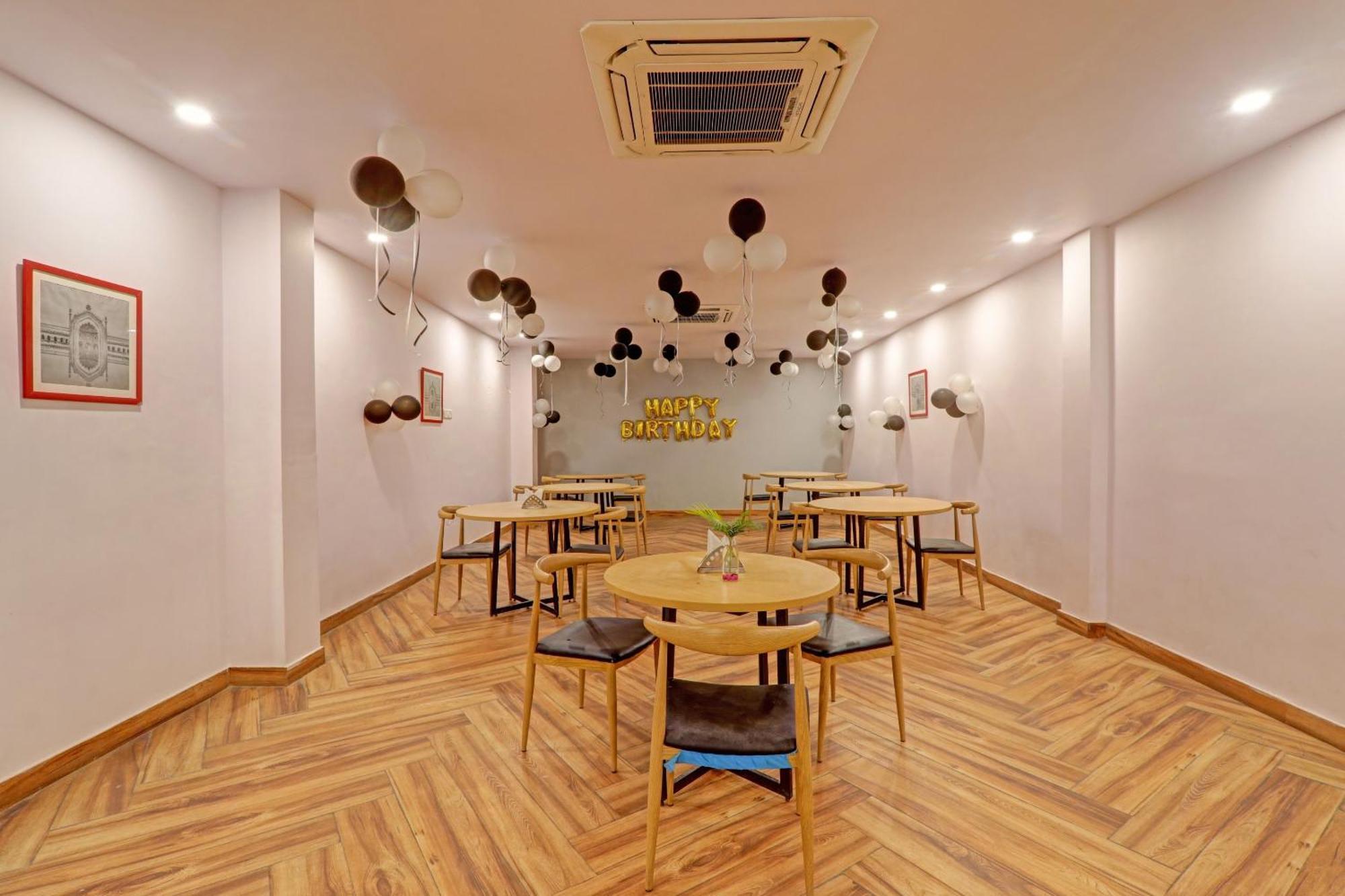 Townhouse The Shubham Hotel Bijnaur Ngoại thất bức ảnh