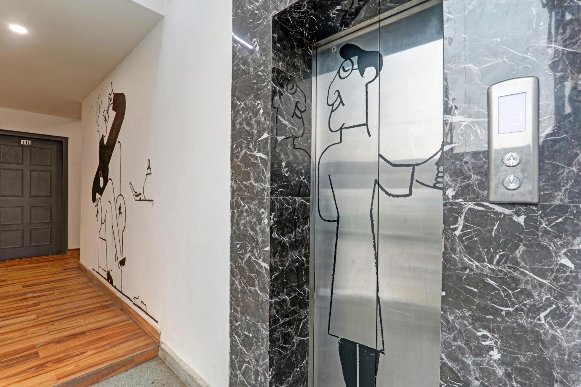 Townhouse The Shubham Hotel Bijnaur Ngoại thất bức ảnh
